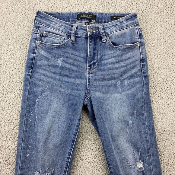 Judy Blue Women's Shredding Up My Life Distressed Relaxed Fit Jeans | Size: 27 - Picture 2 of 14